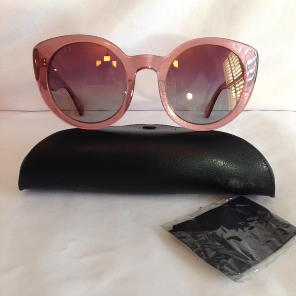 Diff Eyewear Polarized Flash Lens Luna Sunglasses - Picture 4 of 8